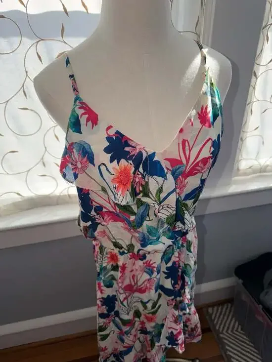 Parker 100% Silk Ruffle Front High-Low Floral Fiesta Dress Size Medium - Picture 2 of 9